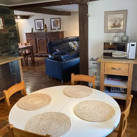 With Sauna In Sourbrodt *