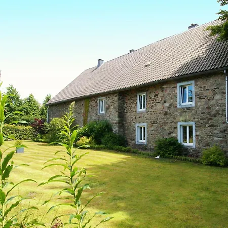 Vakantiehuis With Sauna In Sourbrodt Weismes