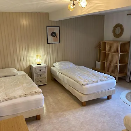 With Sauna In Sourbrodt