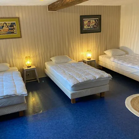 Feriehus With Sauna In Sourbrodt *